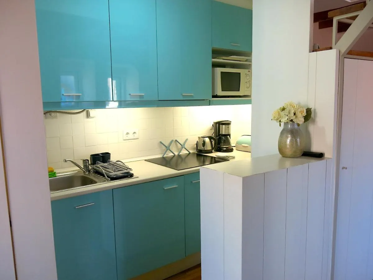 Magnificent Duplex In Mouraria Appartamento Lisbona