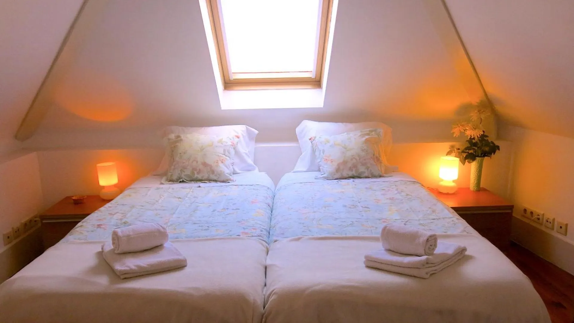 アパート LisboaMagnificent Duplex In Mourariaアパートメント